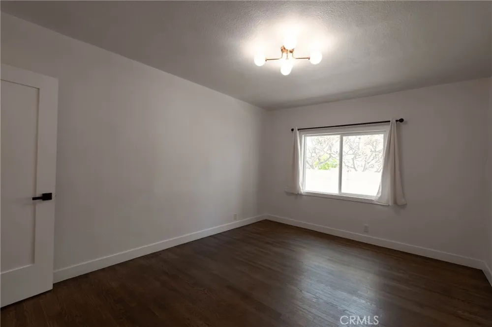 1104 W Palm Avenue Orange, CA 92868