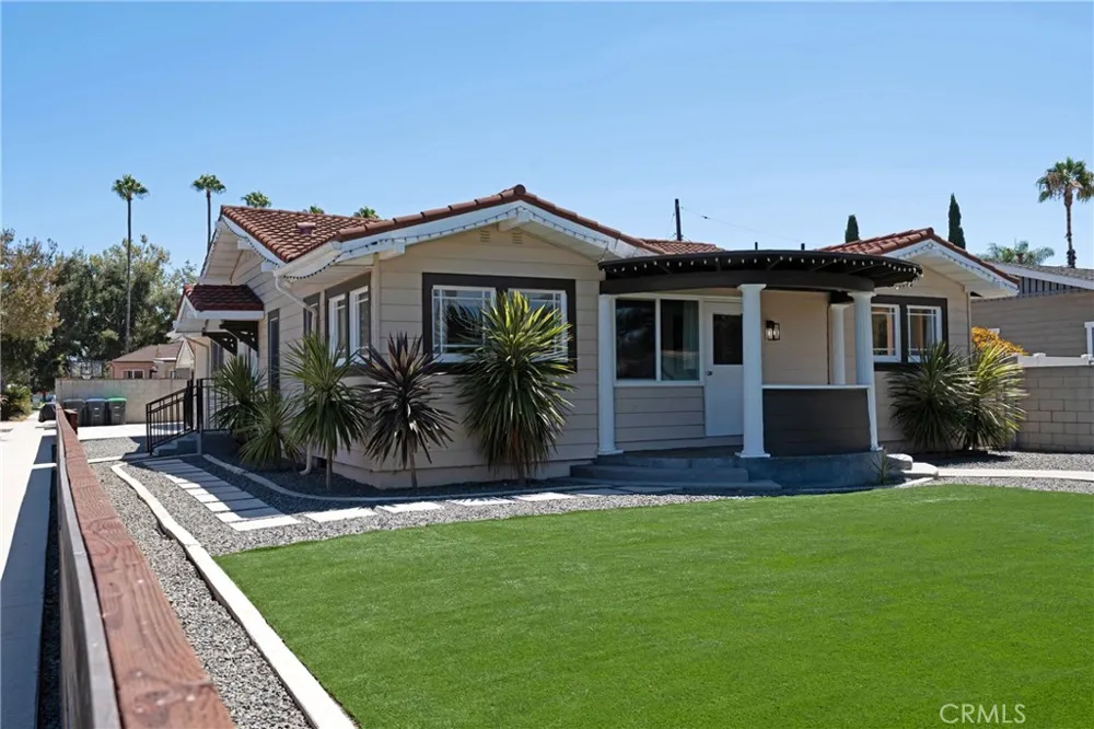 1104 W Palm Avenue Orange, CA 92868