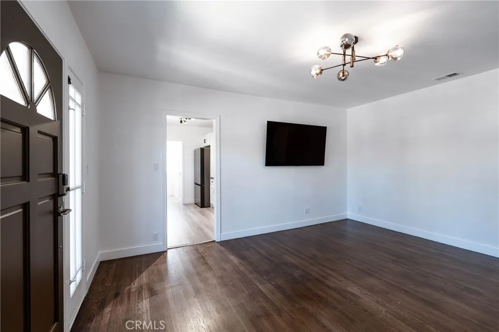 1104 W Palm Avenue Orange, CA 92868
