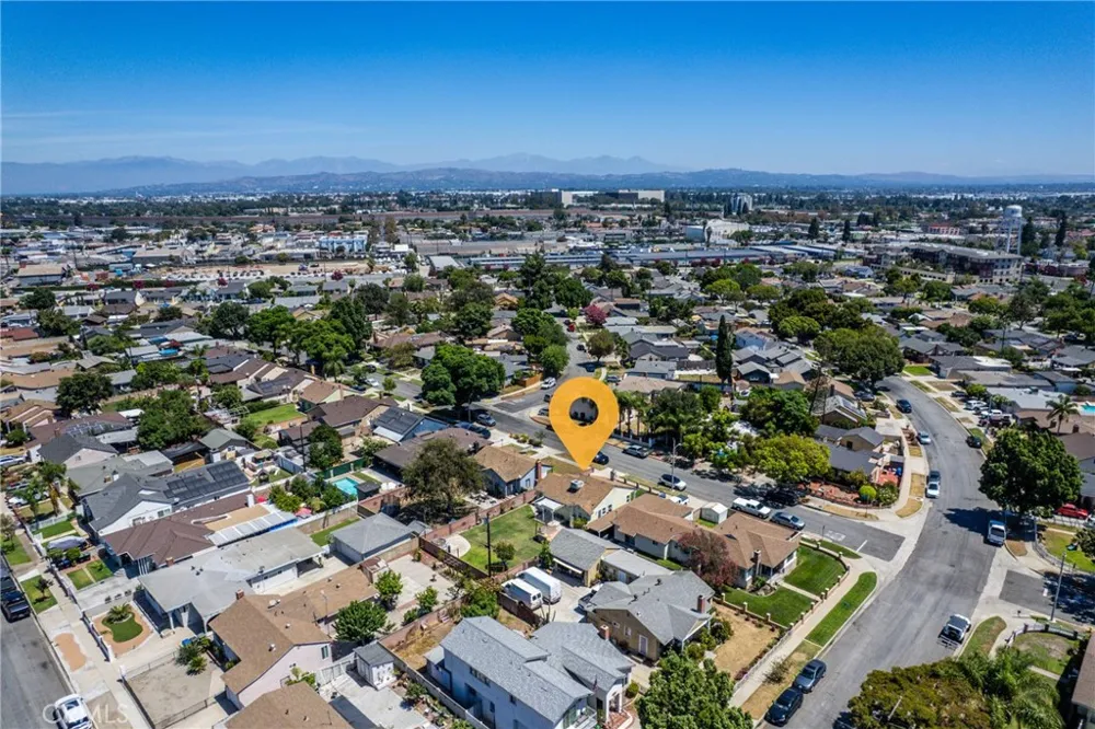 13713 Arlee Avenue Norwalk, CA 90650