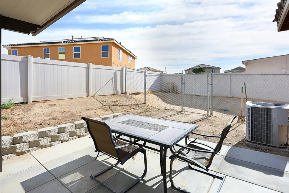 14410 Chumash Place Victorville, CA 92394