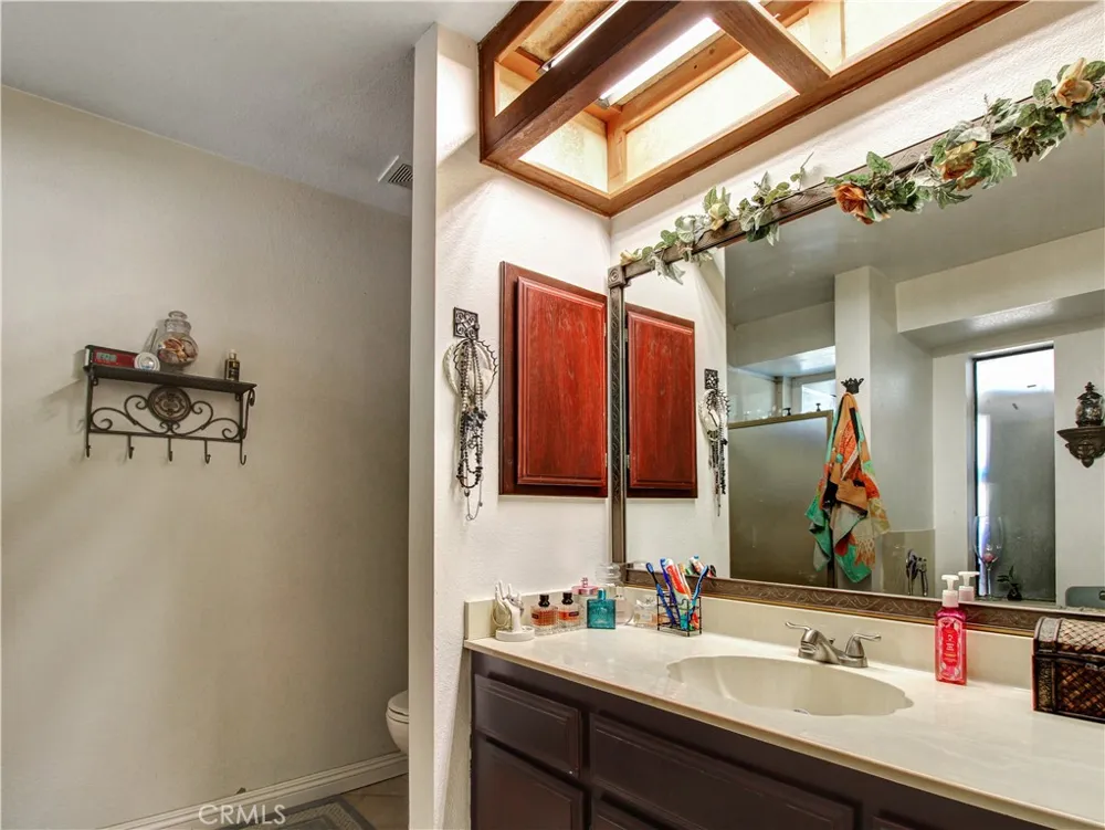 7831 Pismo Avenue Hesperia, CA 92345