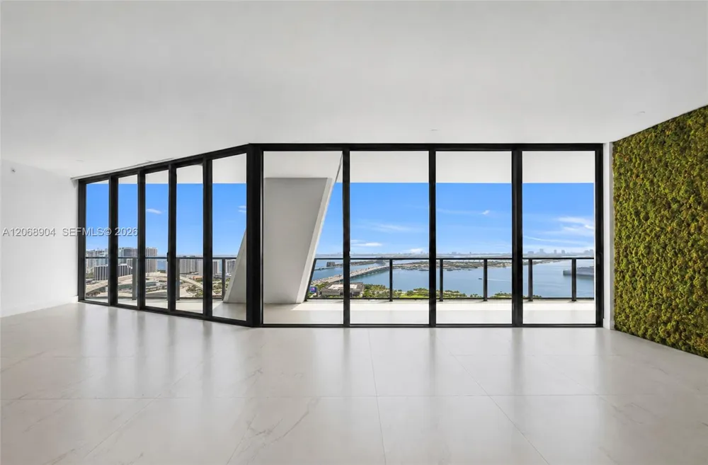 1000 Biscayne Blvd #3901 Miami, FL 33132