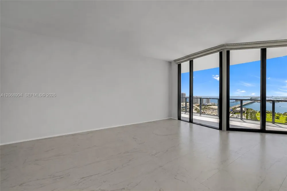 1000 Biscayne Blvd #3901 Miami, FL 33132