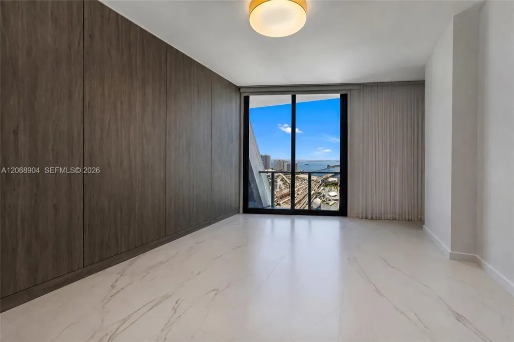 1000 Biscayne Blvd #3901 Miami, FL 33132