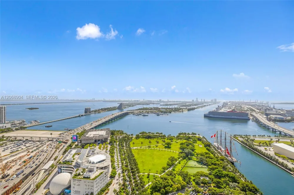 1000 Biscayne Blvd #3901 Miami, FL 33132