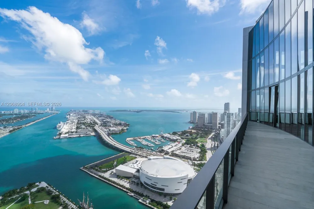 1000 Biscayne Blvd #3901 Miami, FL 33132