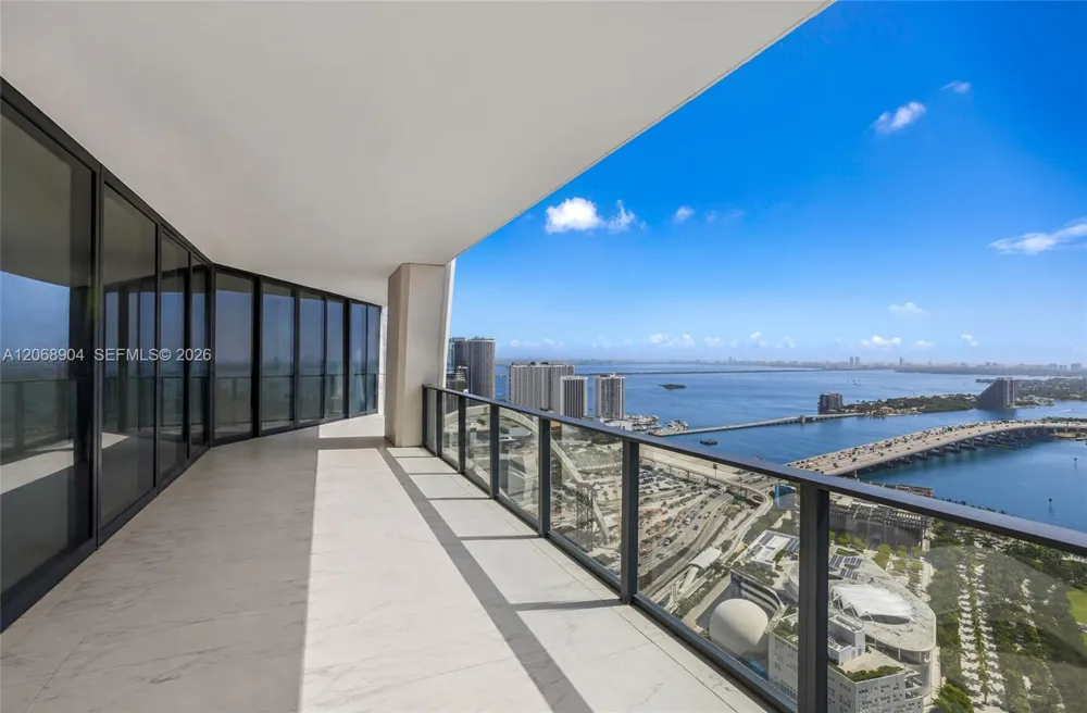 1000 Biscayne Blvd #3901 Miami, FL 33132