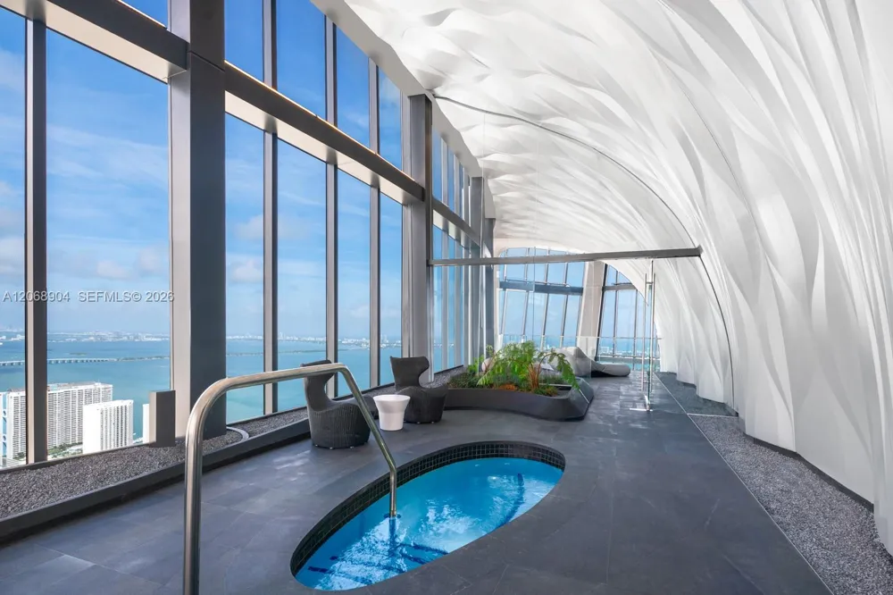 1000 Biscayne Blvd #3901 Miami, FL 33132