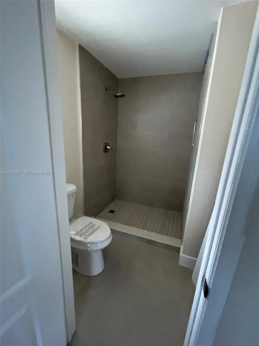 8964 W Flagler St #209 Miami, FL 33174