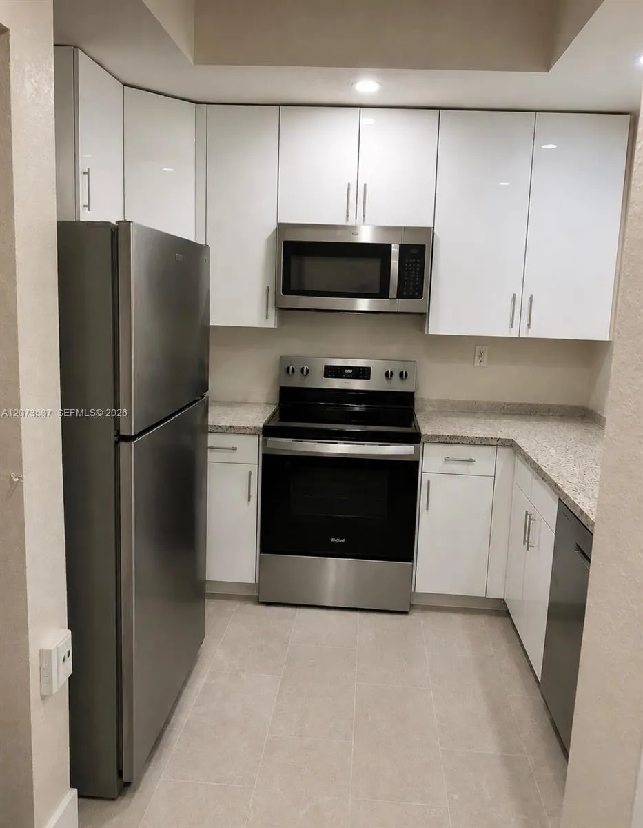 8964 W Flagler St #209 Miami, FL 33174