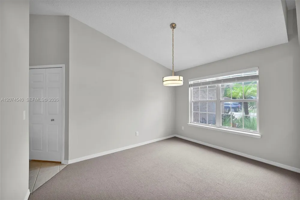 2059 E Forest Gate Jacksonville, FL 32246