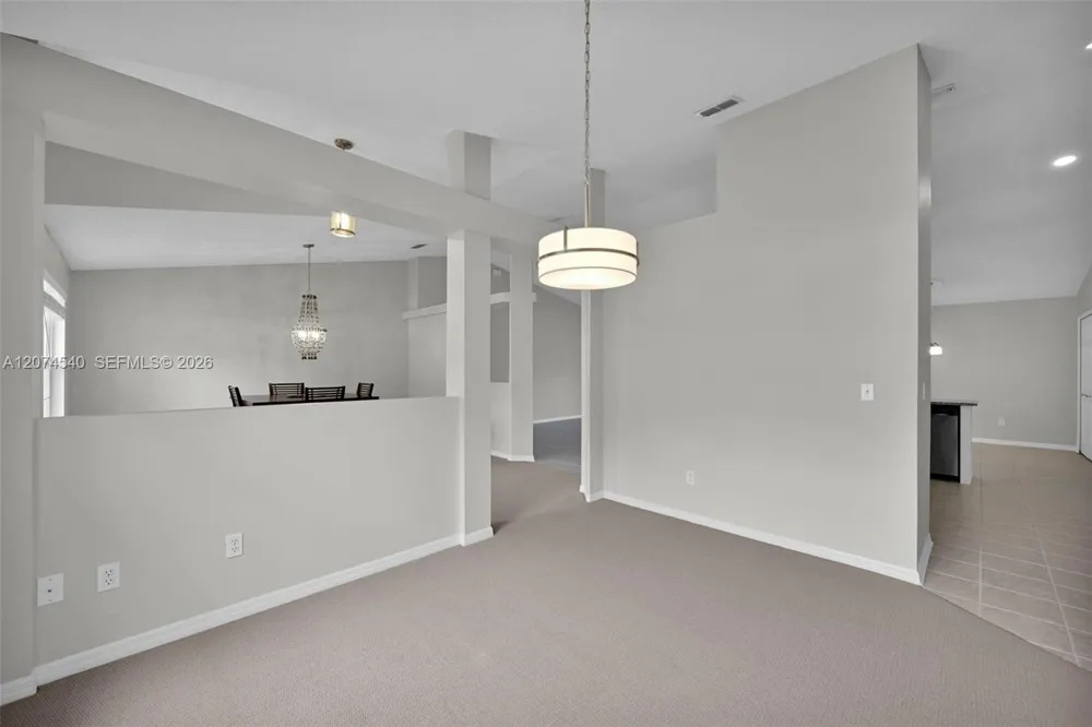 2059 E Forest Gate Jacksonville, FL 32246