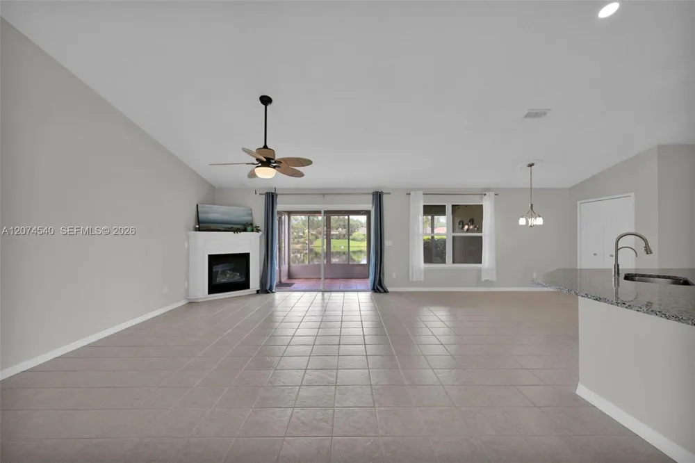 2059 E Forest Gate Jacksonville, FL 32246