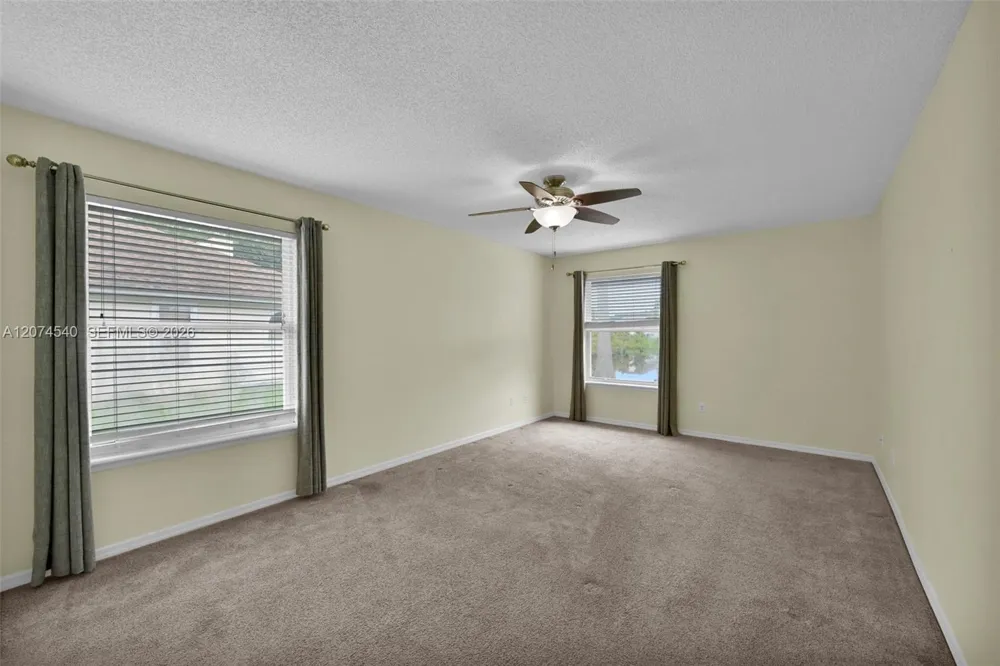 2059 E Forest Gate Jacksonville, FL 32246