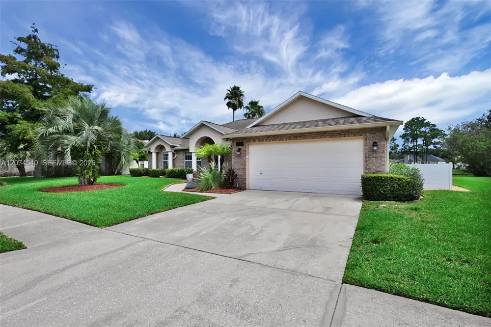 2059 E Forest Gate Jacksonville, FL 32246