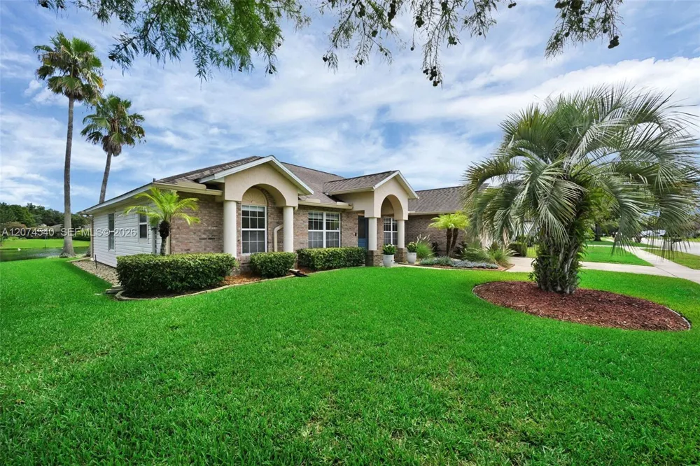 2059 E Forest Gate Jacksonville, FL 32246