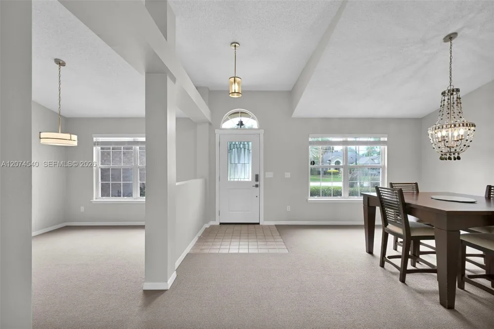 2059 E Forest Gate Jacksonville, FL 32246