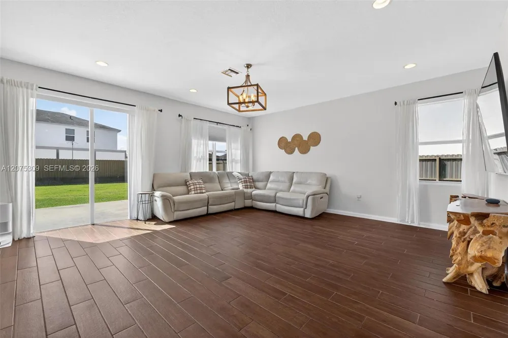 27884 SW 133rd Path #27884 Homestead, FL 33032
