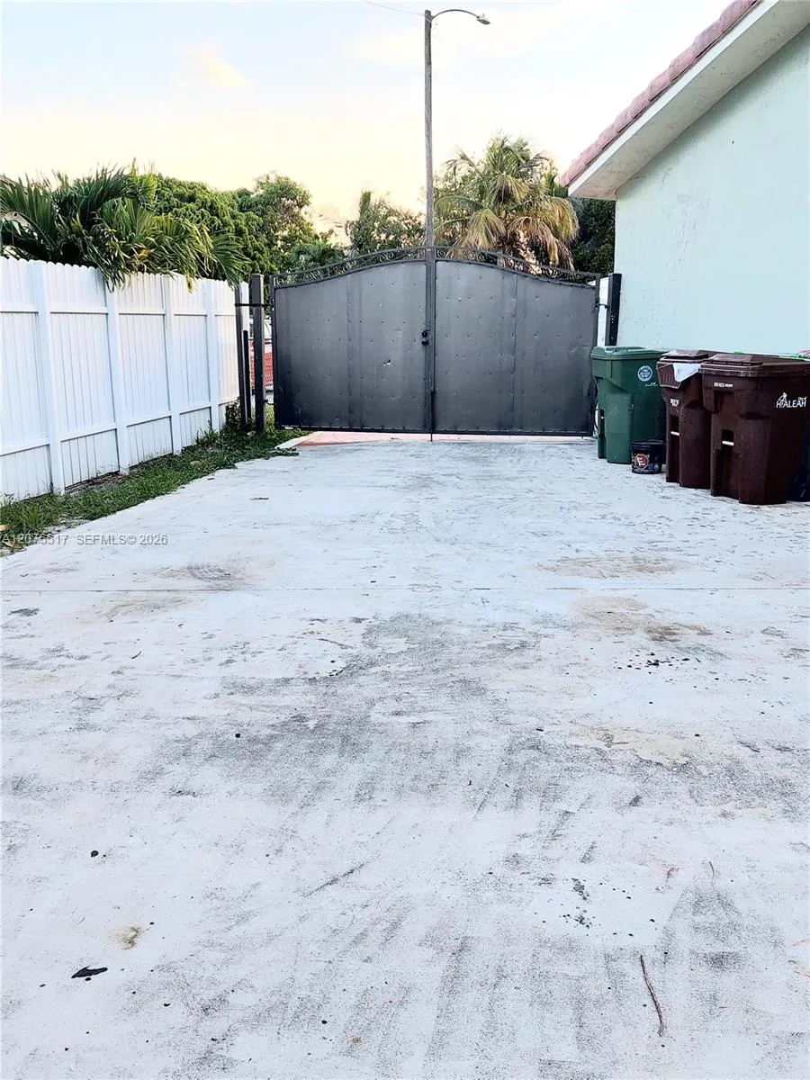 3941 E 9th Ln #0 Hialeah, FL 33013