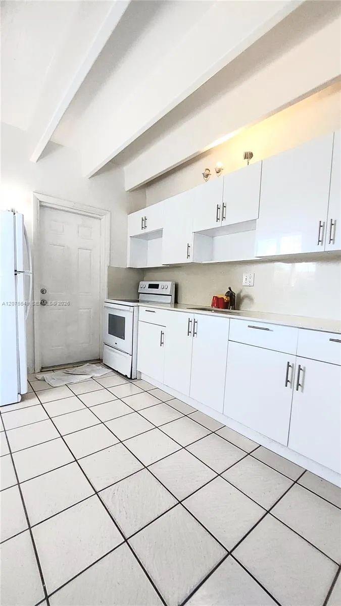 21910 SW 118th Ct #2 Miami, FL 33170