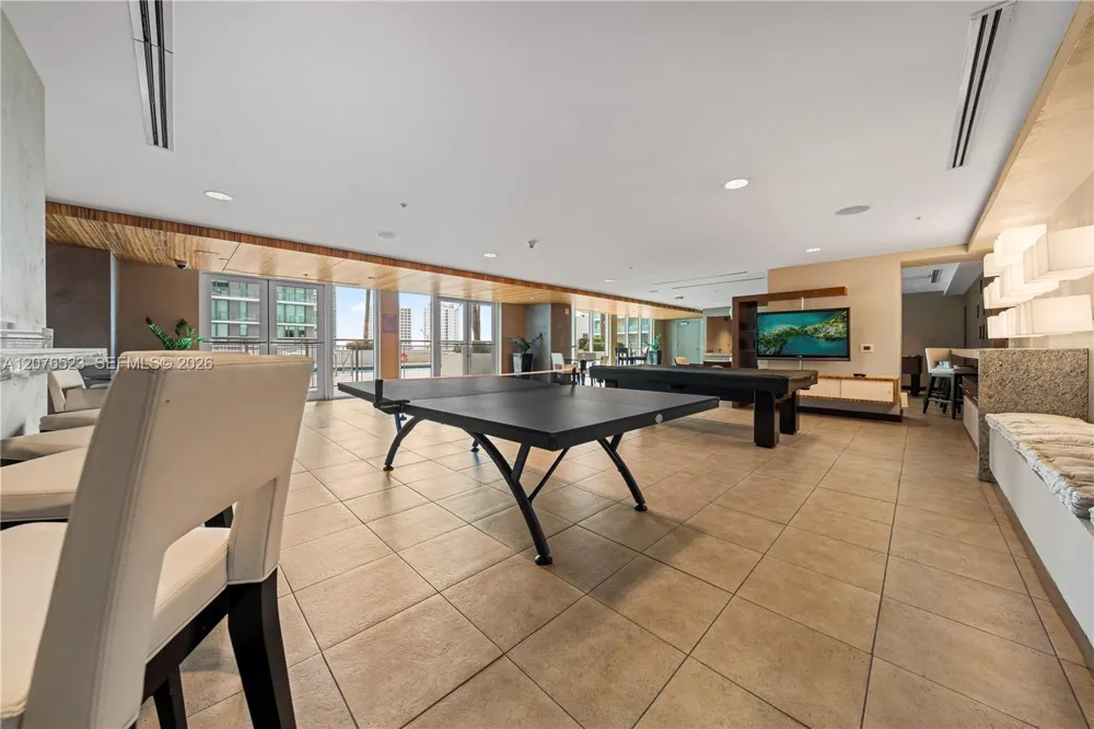 60 SW 13th St #2403 Miami, FL 33130