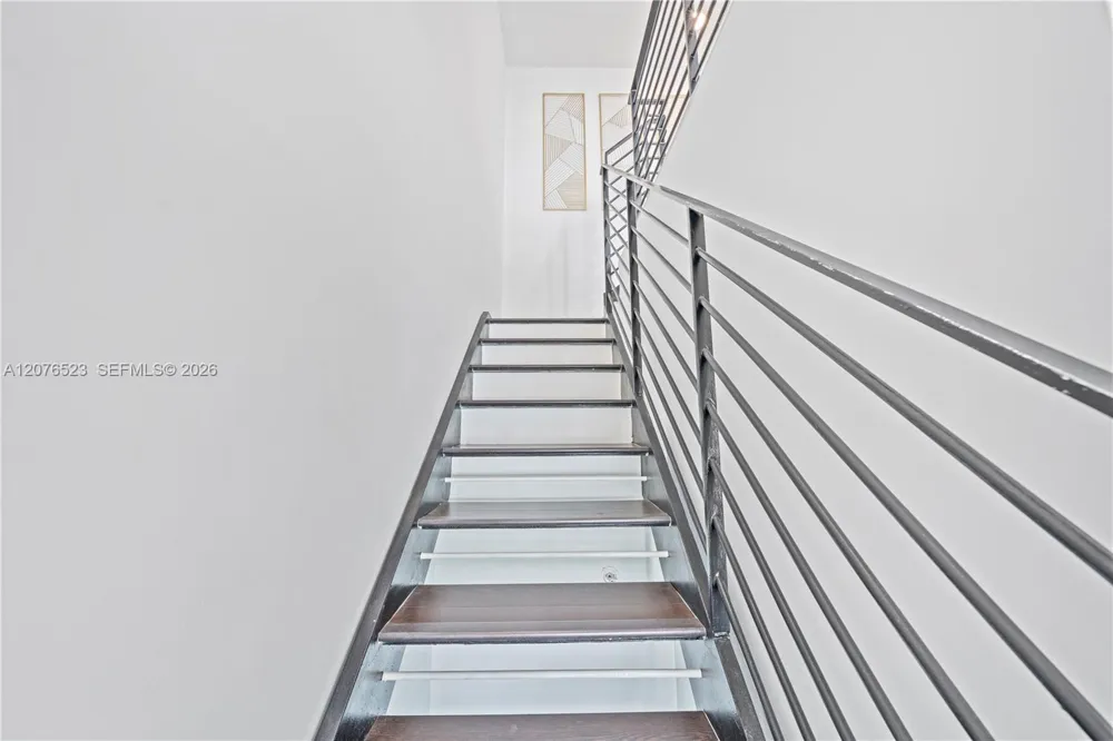 60 SW 13th St #2403 Miami, FL 33130