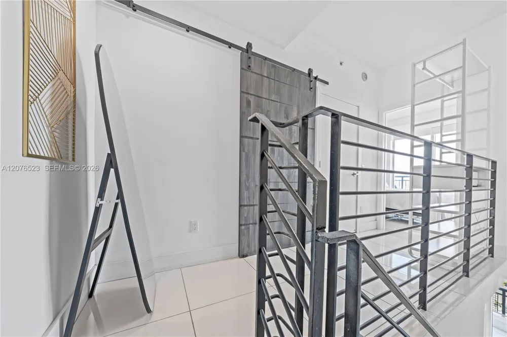 60 SW 13th St #2403 Miami, FL 33130