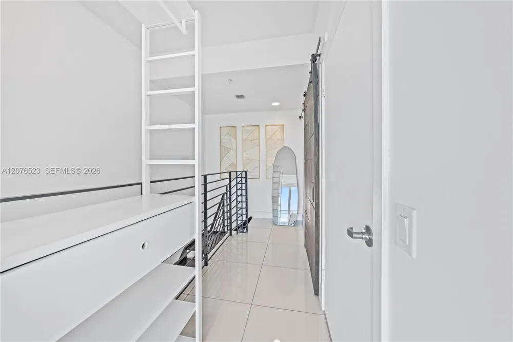 60 SW 13th St #2403 Miami, FL 33130