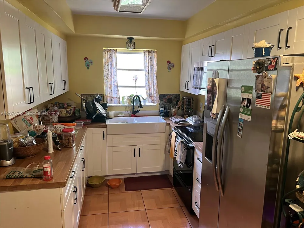 11429 NE 11th Pl Biscayne Park, FL 33161