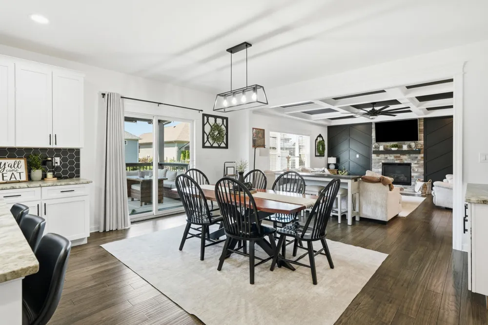 2047 Louis Drive Crown Point, IN 46307