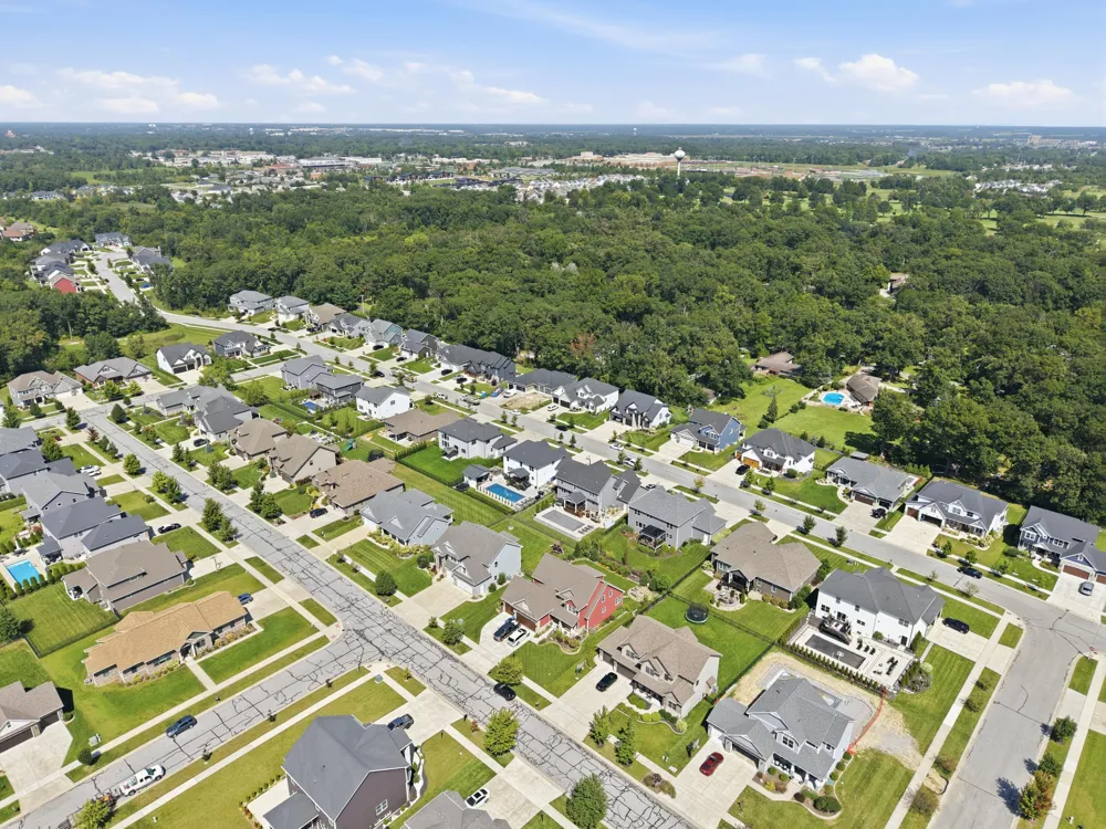 2047 Louis Drive Crown Point, IN 46307