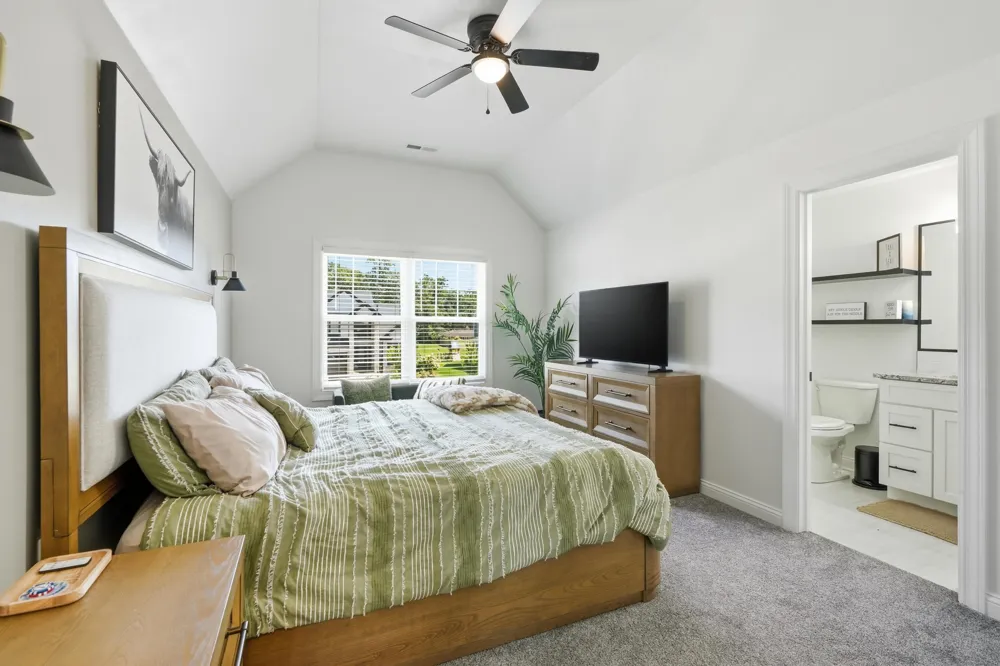 2047 Louis Drive Crown Point, IN 46307
