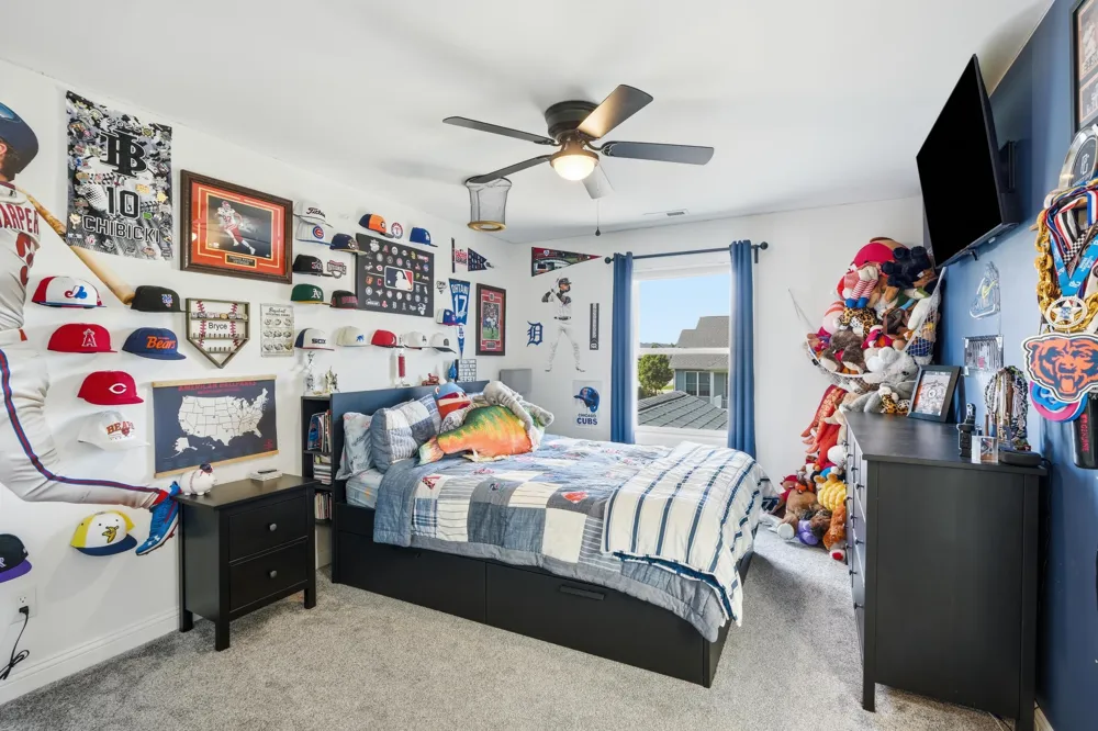 2047 Louis Drive Crown Point, IN 46307
