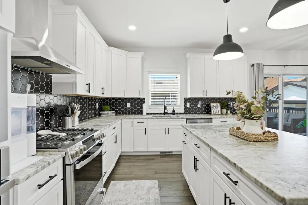 2047 Louis Drive Crown Point, IN 46307