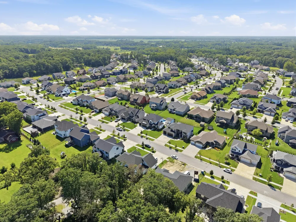 2047 Louis Drive Crown Point, IN 46307