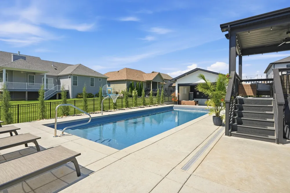 2047 Louis Drive Crown Point, IN 46307