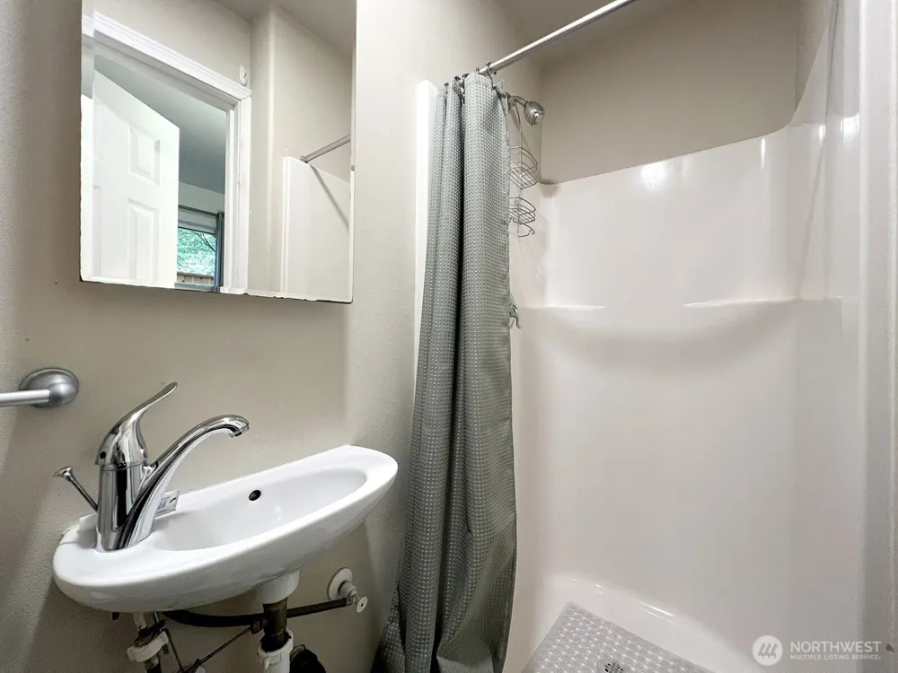 8063 165th Lane NE Redmond, WA 98052