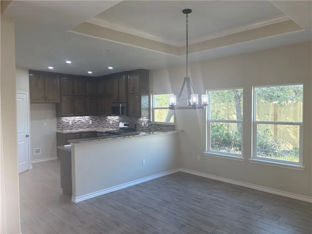 2532 Hewlett Ingleside, TX 78362