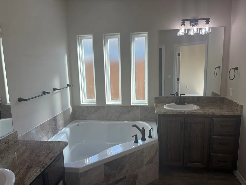 2532 Hewlett Ingleside, TX 78362