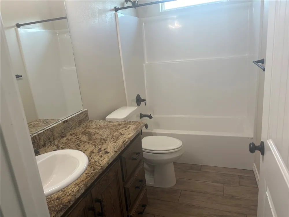 2532 Hewlett Ingleside, TX 78362
