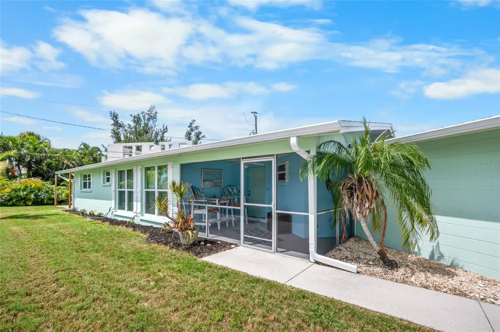 1280 HOLIDAY DRIVE Englewood, FL 34223