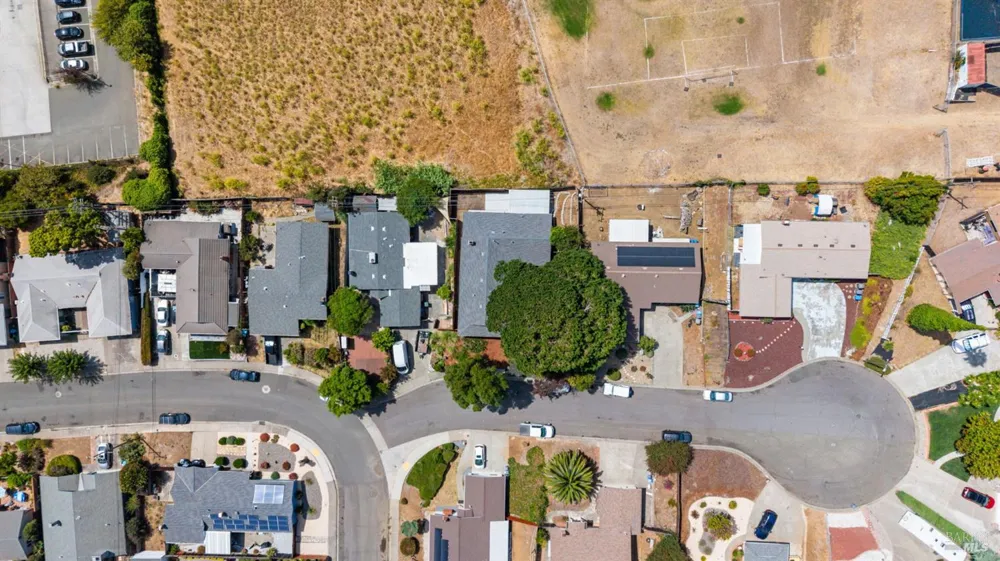 1509 Lassen Court Vallejo, CA 94591