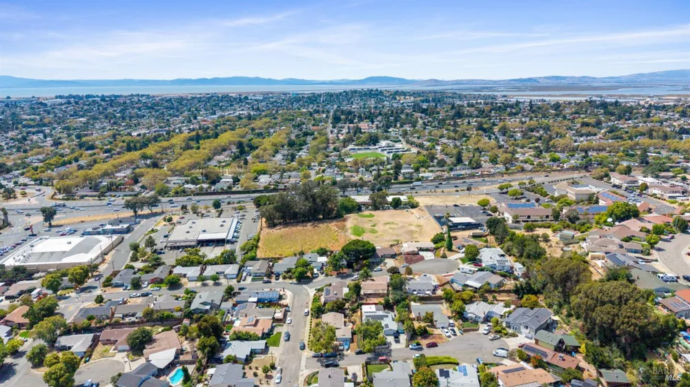 1509 Lassen Court Vallejo, CA 94591