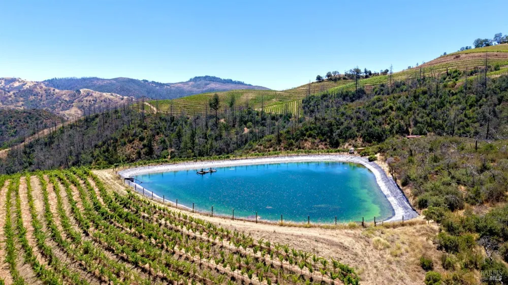 8594 St Helena Road Santa Rosa, CA 95404