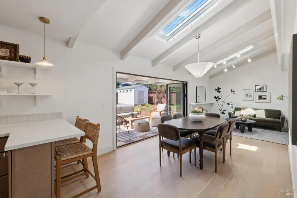 206 Cardinal Road Mill Valley, CA 94941