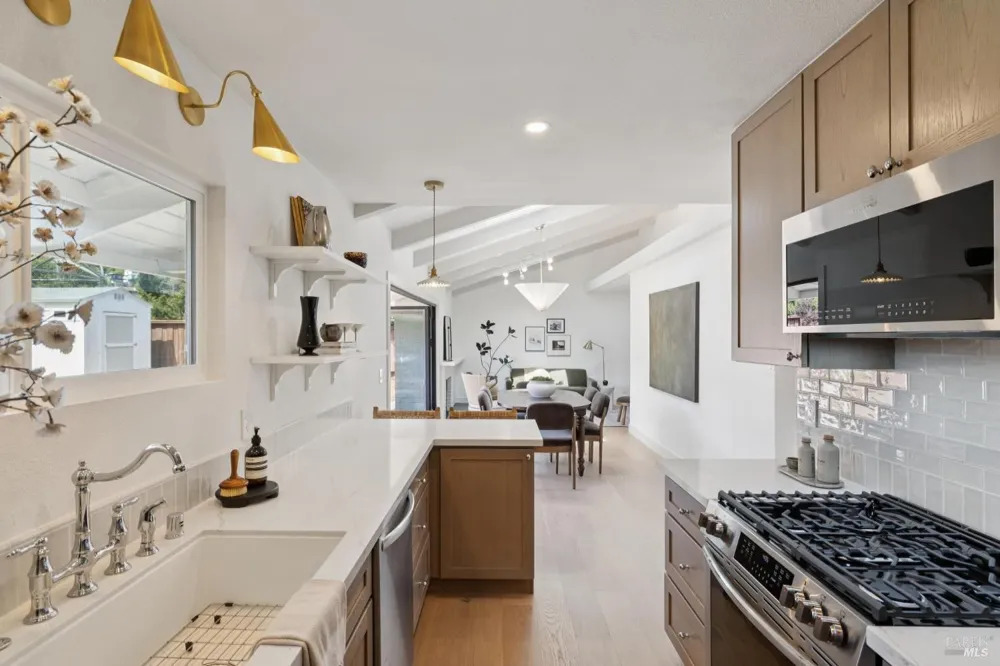 206 Cardinal Road Mill Valley, CA 94941
