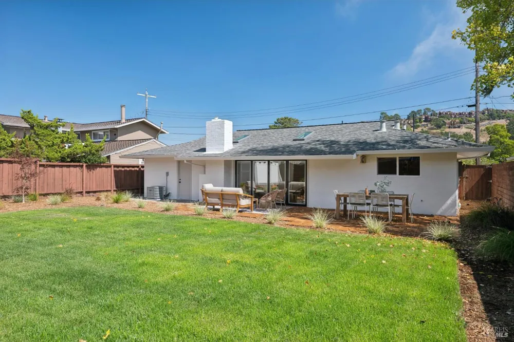 206 Cardinal Road Mill Valley, CA 94941