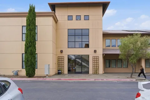 1550 Airport Boulevard ##102