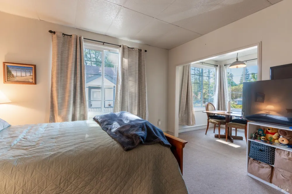 534 S State Street Ukiah, CA 95482
